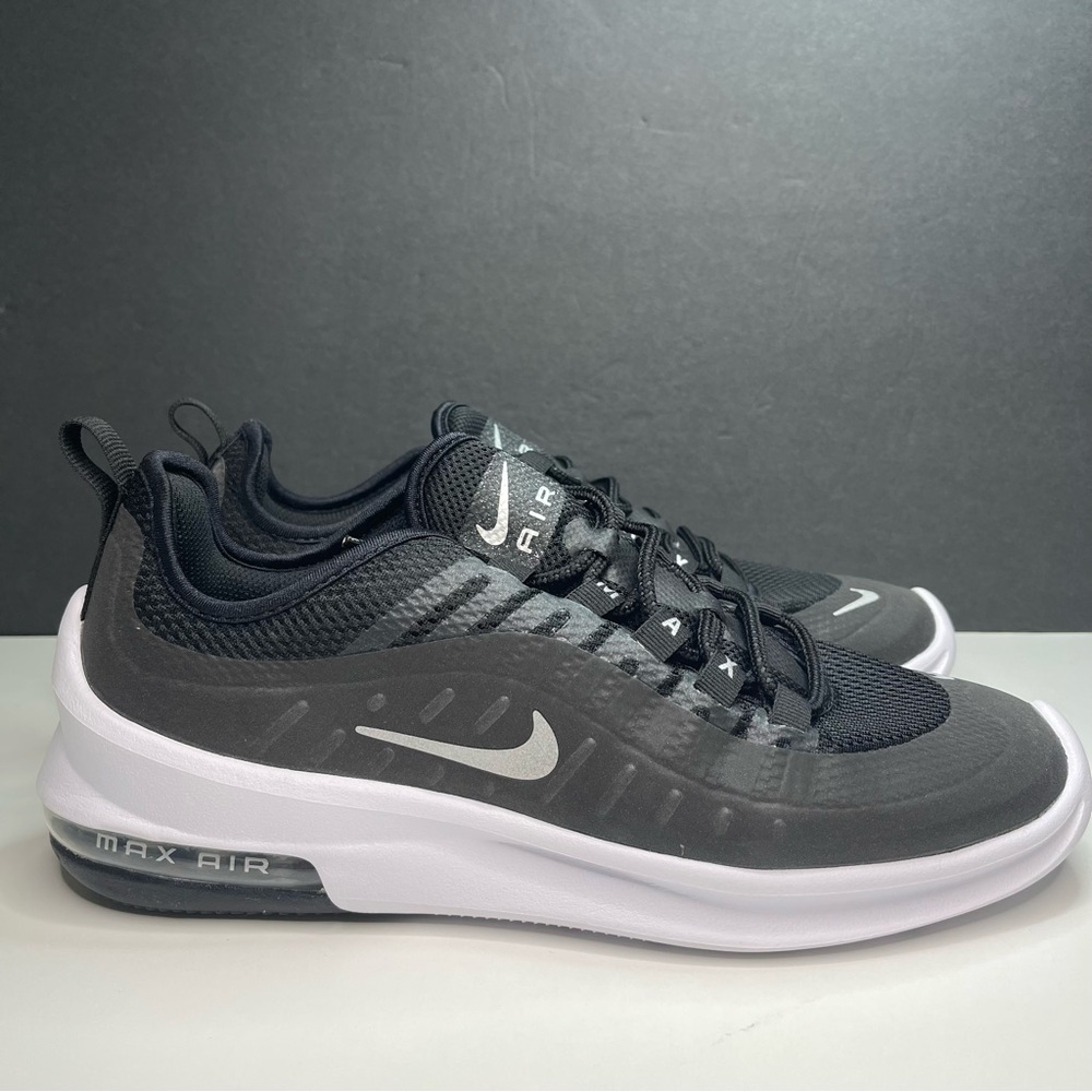 Nike Air Max Axis Premium Black Metallic Dark Grey Women’s Size 9 - Picture 3 of 9
